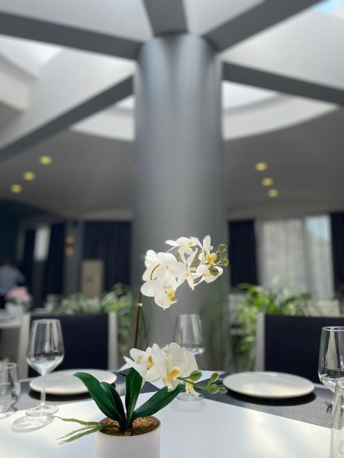 Atrium Deluxe Resort โกเลม ภายนอก รูปภาพ