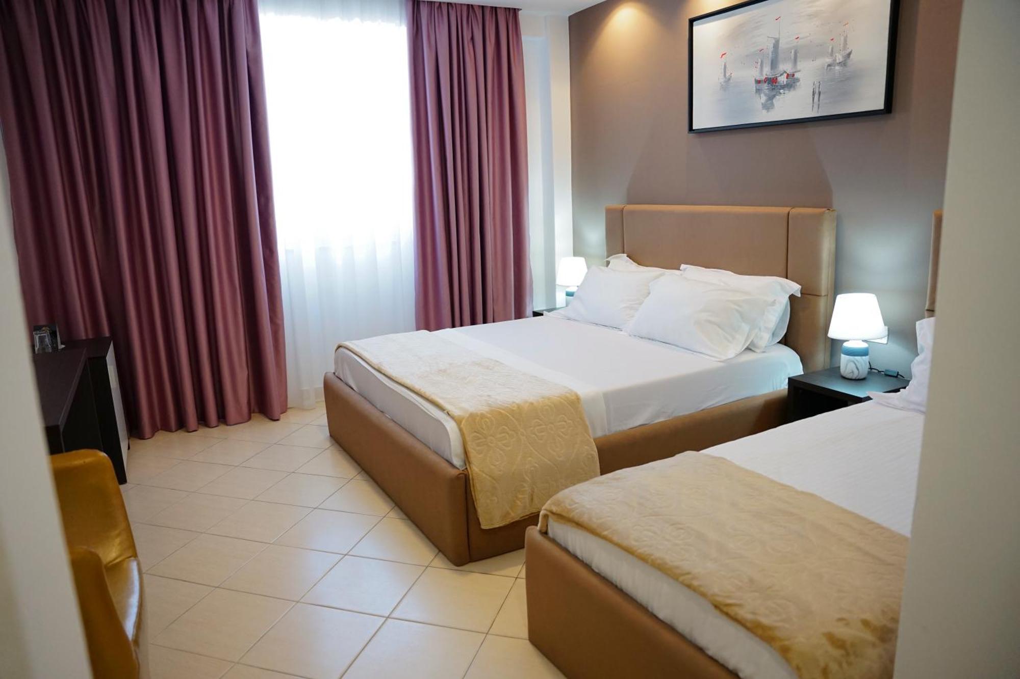Atrium Deluxe Resort โกเลม ภายนอก รูปภาพ