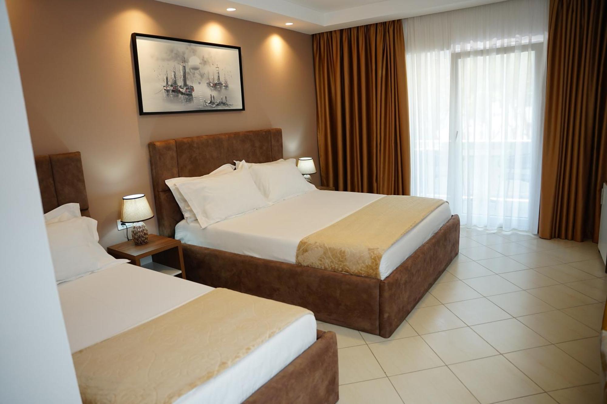 Atrium Deluxe Resort โกเลม ภายนอก รูปภาพ